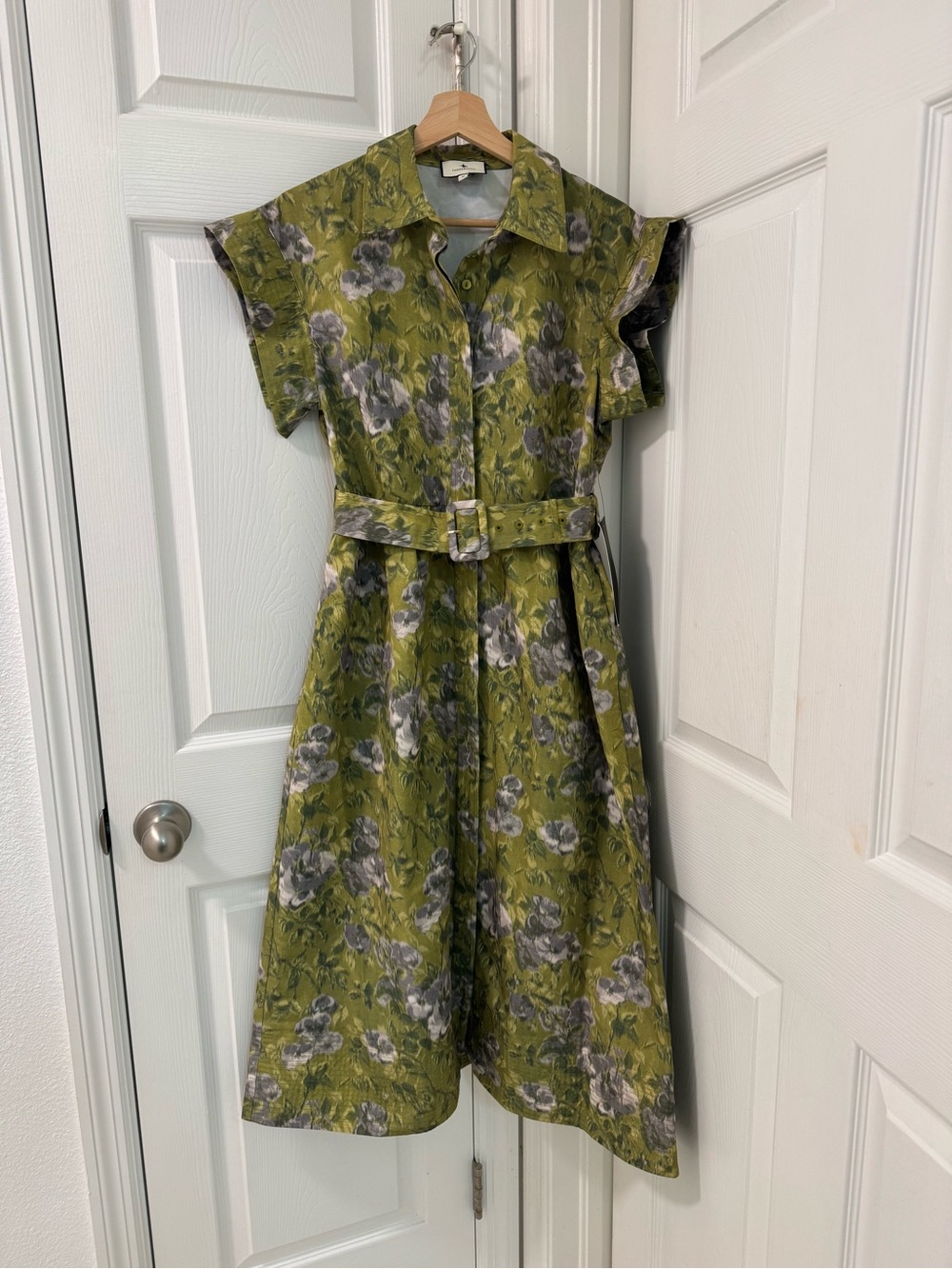 Tuckernuck Muted Meadow Chloe Dress NWT women's size medium green - Picture 4 of 6
